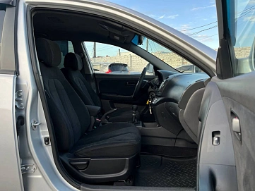Hyundai Elantra, 2008г, передний привод, механика
