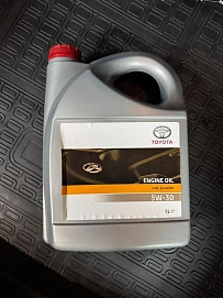 Toyota Camry, 2015г, передний привод, автомат