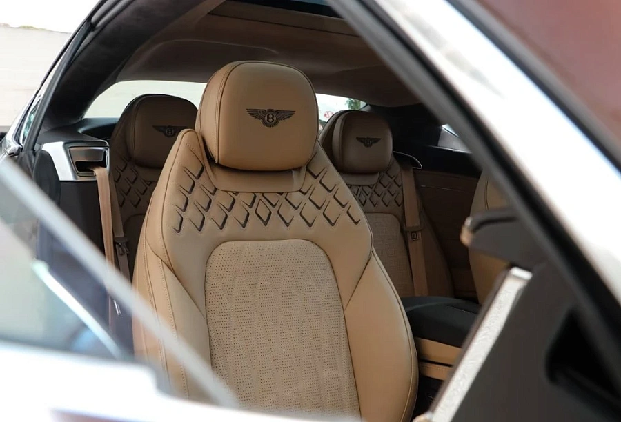 Bentley Continental GT, 2026г., полный привод, робот