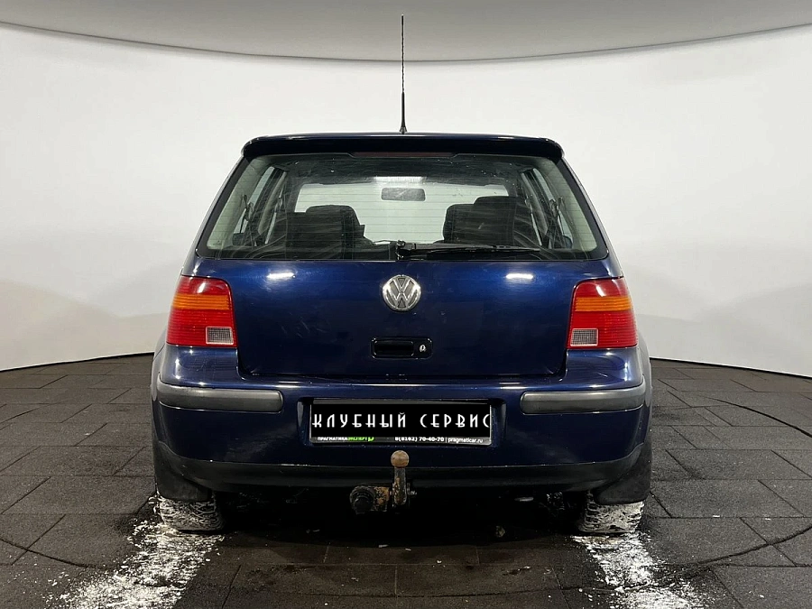 Volkswagen Golf, 2001г., передний привод, механика