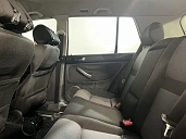 Volkswagen Golf, 2001г., передний привод, механика