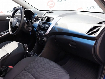 Hyundai Solaris, 2011г, передний привод, механика