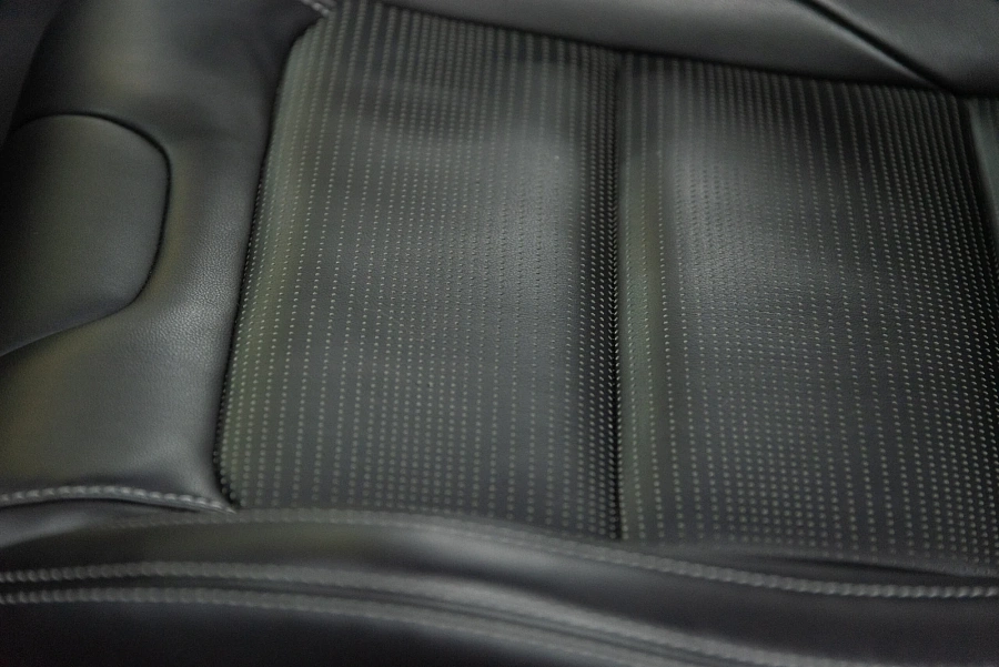 Ford Mustang, 2023г., задний привод, механика