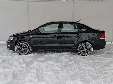 Volkswagen Polo, 2018г, передний привод, механика