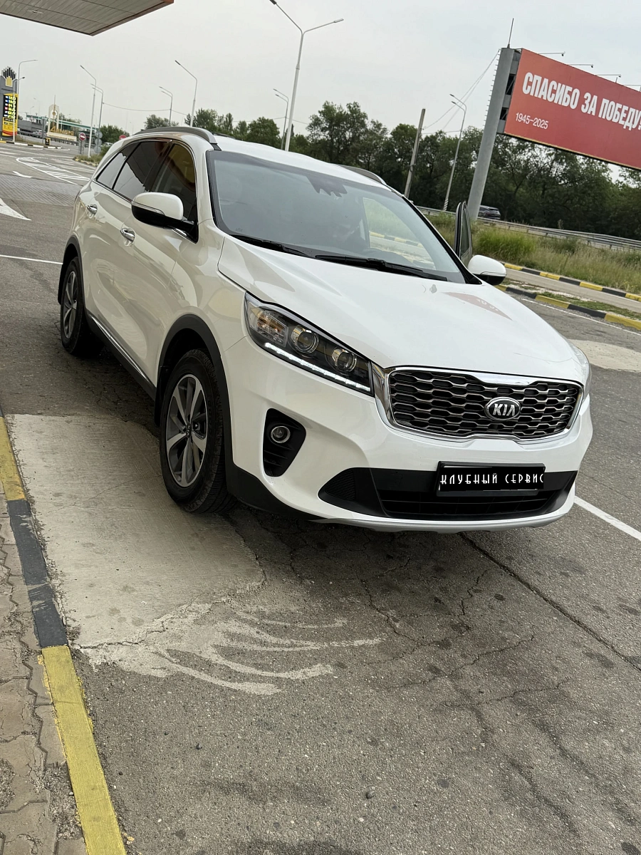 Kia Sorento, 2019г., передний привод, автомат
