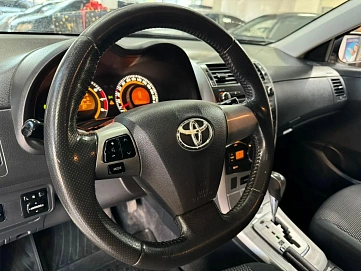 Toyota Corolla, 2011г, передний привод, автомат