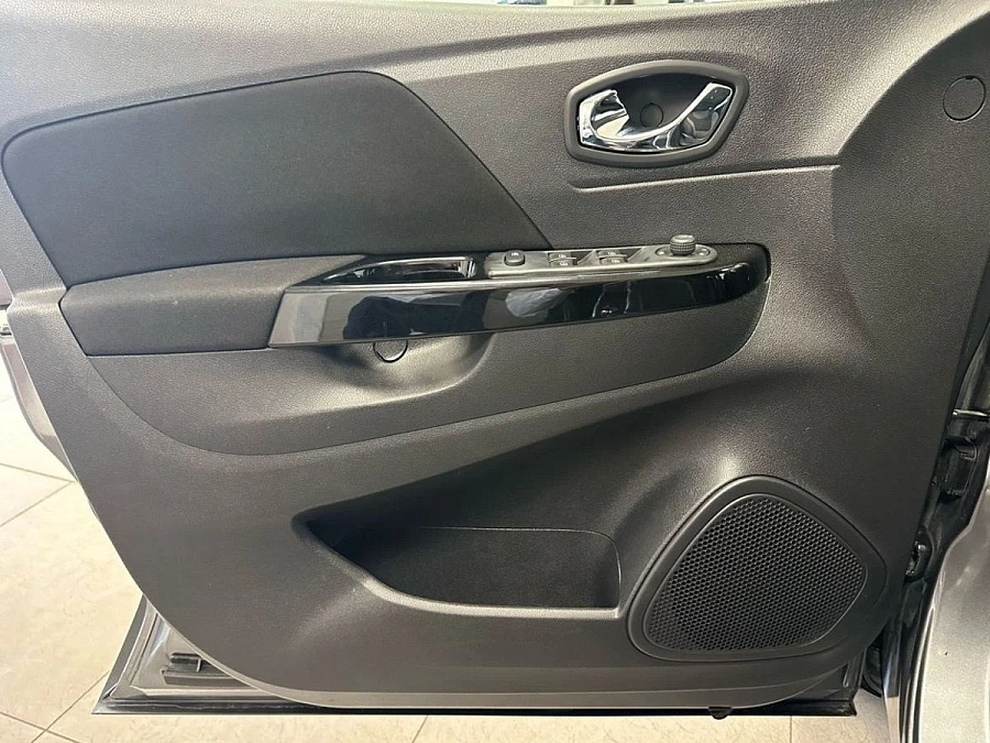 Renault Kaptur, 2018г., полный привод, автомат