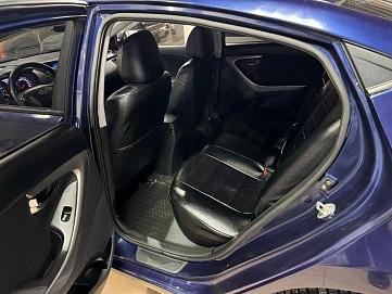 Hyundai Elantra, 2012г, передний привод, автомат