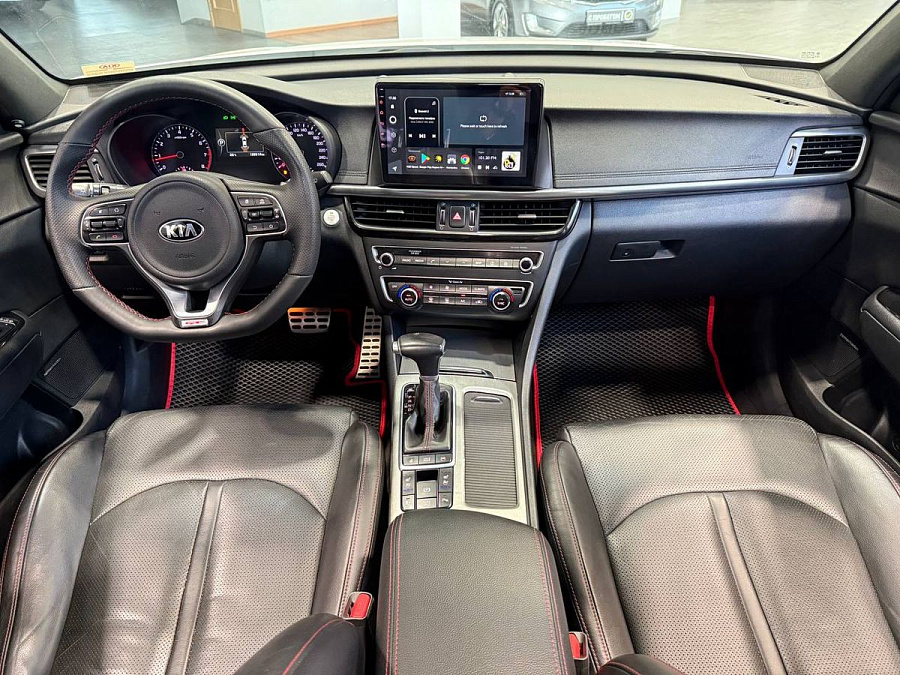 Kia Optima, 2016г., передний привод, автомат