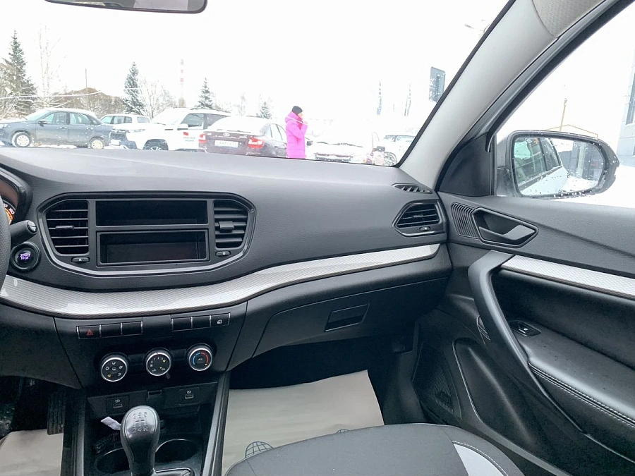 Lada (ВАЗ) Vesta, 2023г., передний привод, механика