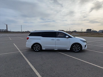 Kia Carnival, 2019г, передний привод, автомат