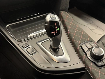 BMW 3 серии, 2012г., задний привод, автомат