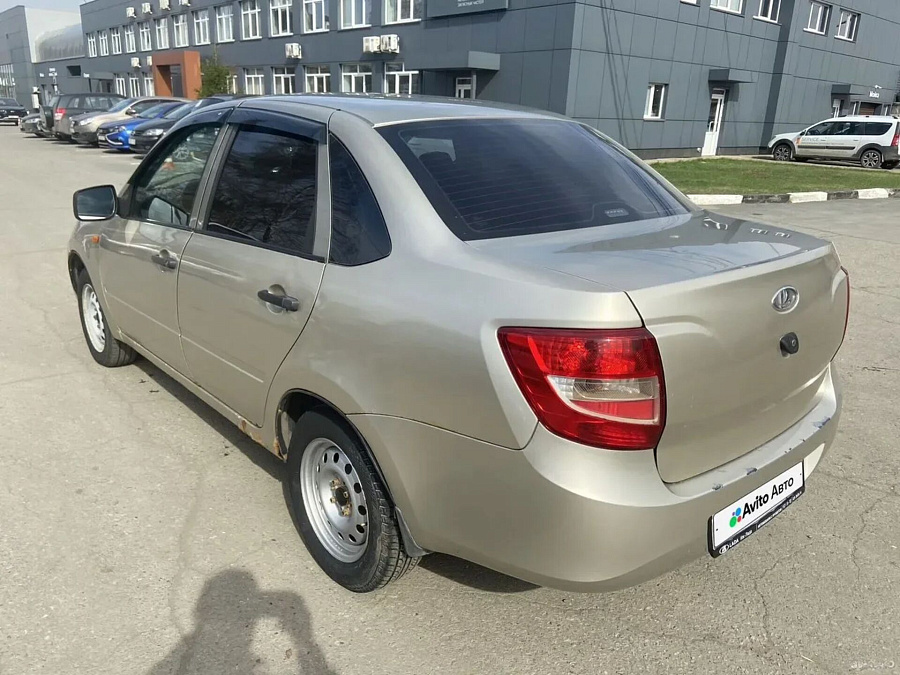 Lada (ВАЗ) Granta, 2012г., передний привод, механика