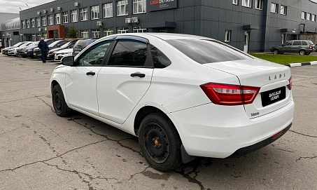 Lada (ВАЗ) Vesta, 2016г, передний привод, механика