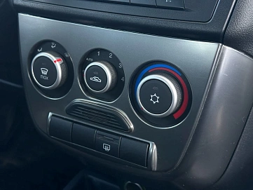 Lada (ВАЗ) Kalina, 2015г, передний привод, механика