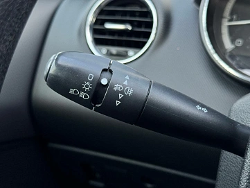 Peugeot 308, 2010г, передний привод, механика