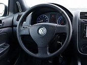 Volkswagen Golf, 2008г., передний привод, механика