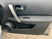 Nissan Qashqai, 2010г., передний привод, вариатор