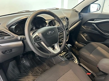 Lada (ВАЗ) Vesta, 2019г, передний привод, механика