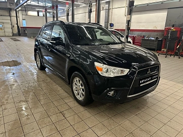 Mitsubishi ASX, 2012г, передний привод, вариатор