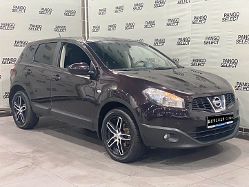 Nissan Qashqai, 2011г, передний привод, механика