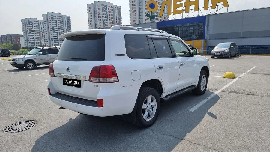 Toyota Land Cruiser, 2011г., полный привод, автомат