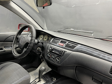 Mitsubishi Lancer, 2005г, передний привод, автомат