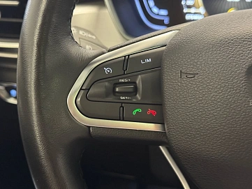 Geely Coolray, 2022г, передний привод, автомат