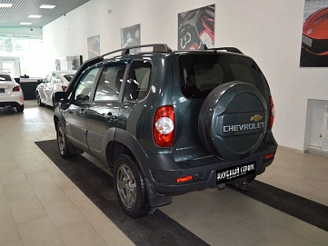 Chevrolet Niva, 2017г, полный привод, механика