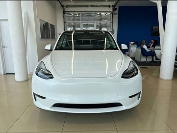Tesla Model Y, 2021г, полный привод, автомат