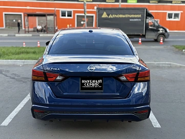 Nissan Altima, 2019г, передний привод, вариатор