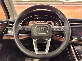 Audi Q7, 2024г, полный привод, автомат