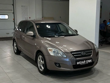 Kia Ceed, 2008г, передний привод, автомат