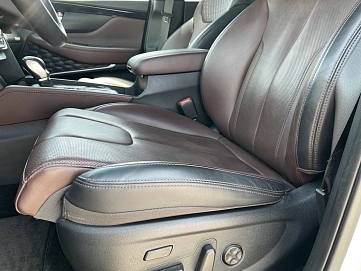 Hyundai Santa Fe, 2018г, передний привод, автомат