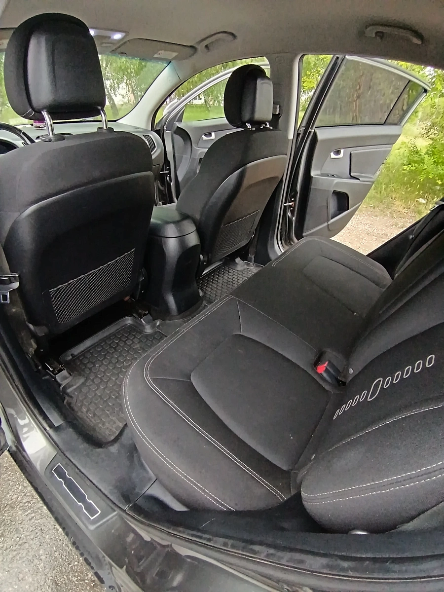 Kia Sportage, 2012г., передний привод, автомат