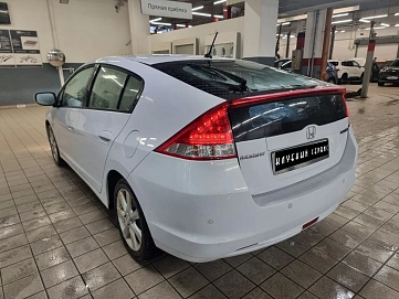 Honda Insight, 2011г, передний привод, вариатор