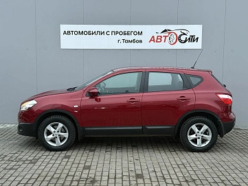 Nissan Qashqai, 2013г, передний привод, вариатор