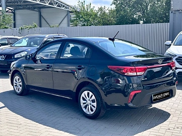 Kia Rio, 2018г, передний привод, автомат