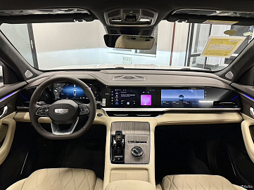 Geely Monjaro, 2024г, передний привод, автомат