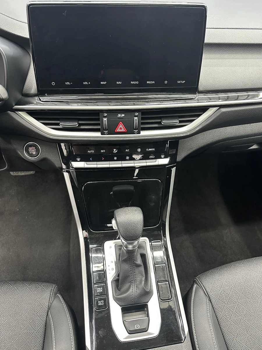 Kia K3, 2022г., передний привод, вариатор