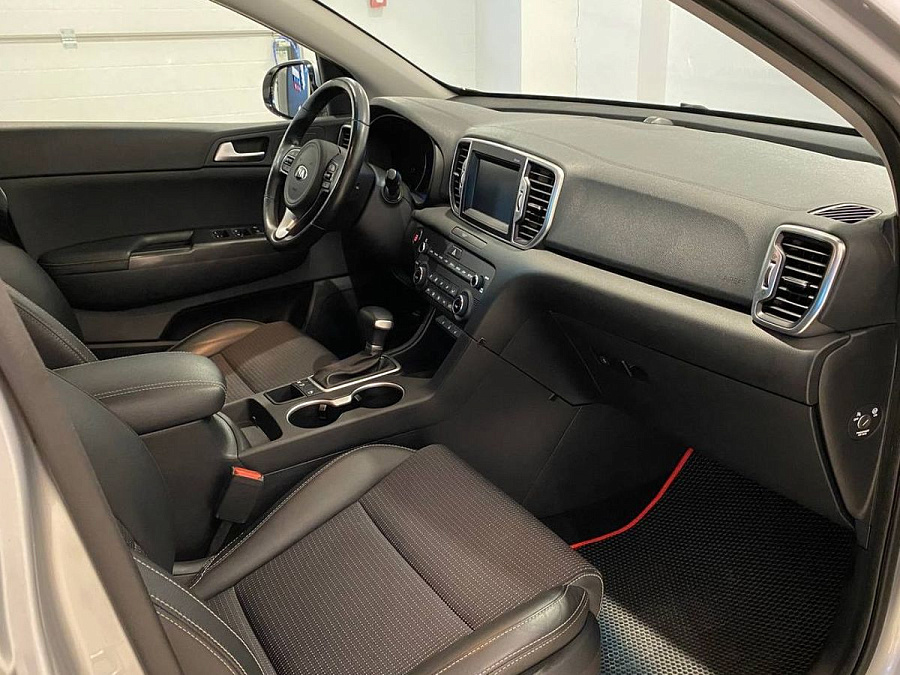 Kia , 2018г., передний привод, автомат