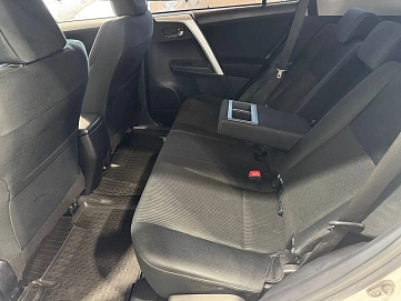 Toyota RAV4, 2013г, полный привод, вариатор