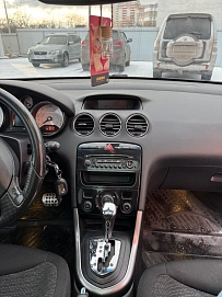 Peugeot 308, 2011г, передний привод, автомат