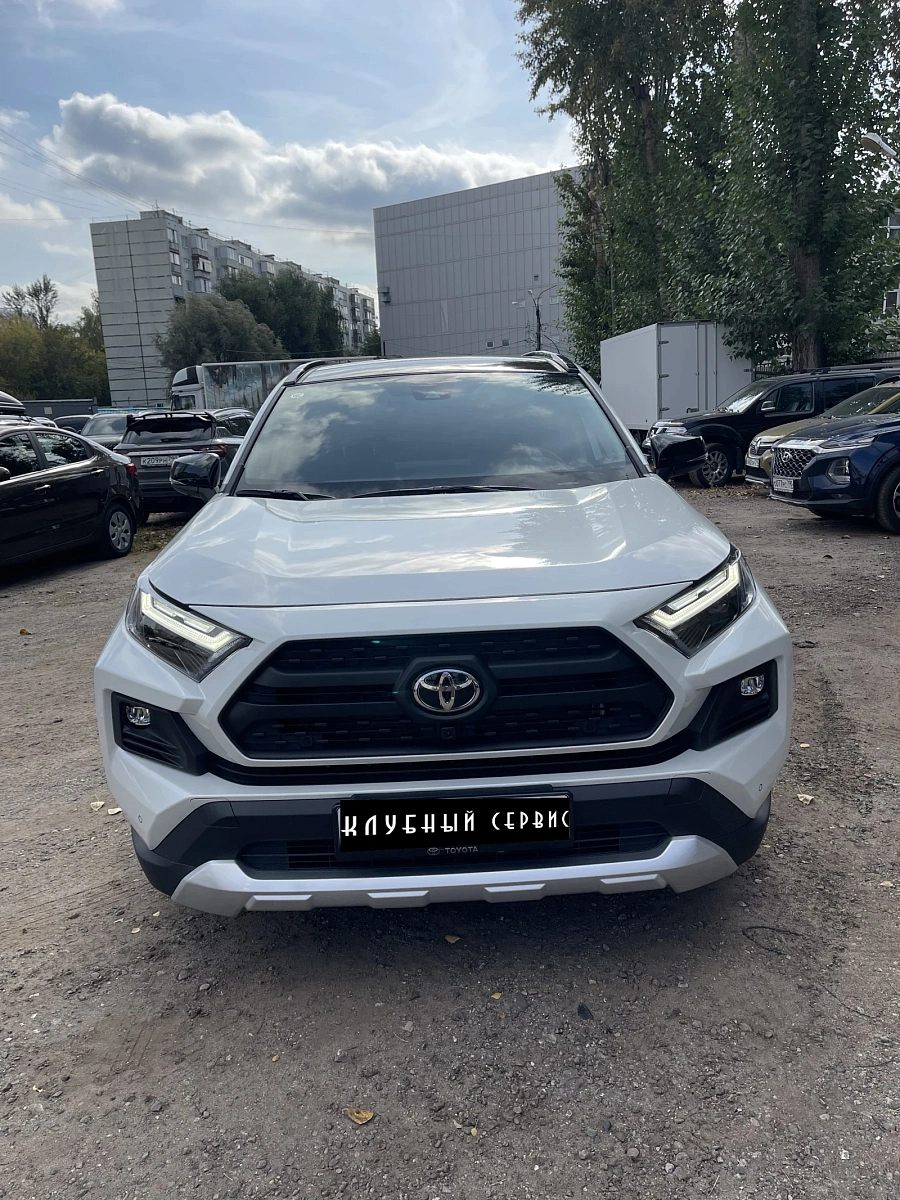 Toyota RAV4, 2025г., полный привод, вариатор
