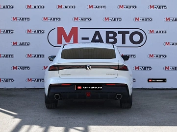 Changan UNI-V, 2024г., передний привод, робот