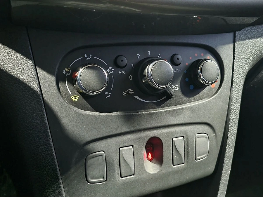 Renault , 2020г., передний привод, механика