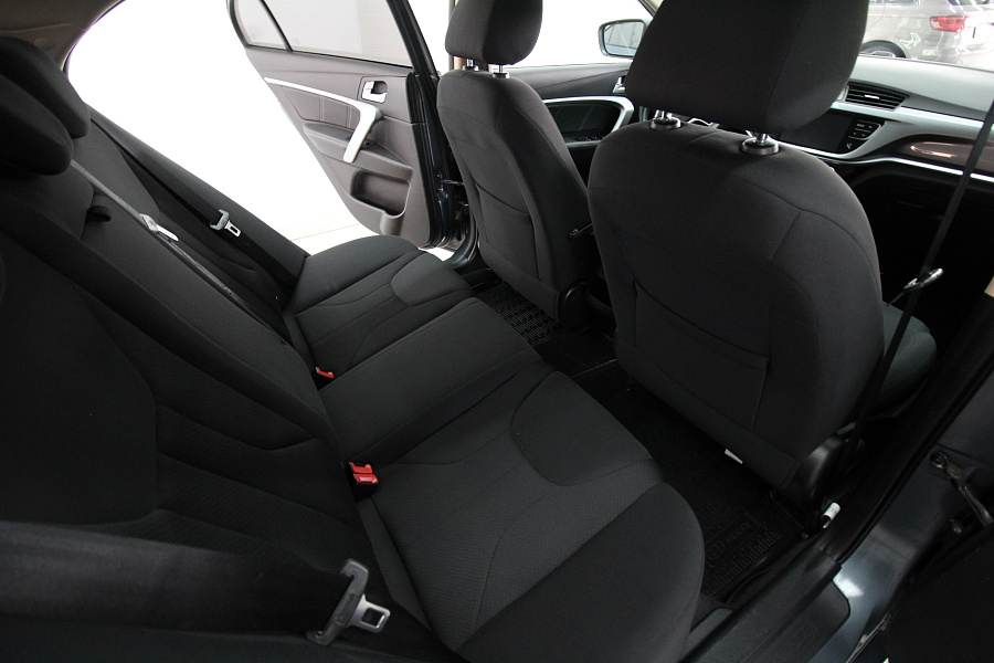 Geely Emgrand 7, 2019г., передний привод, механика