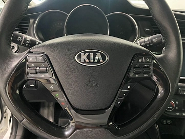 Kia Ceed, 2018г, передний привод, робот