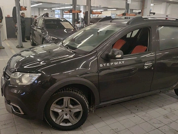 Renault , 2019г., передний привод, автомат