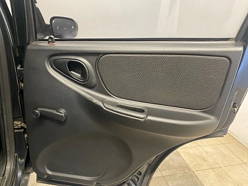 Chevrolet Niva, 2009г., полный привод, механика